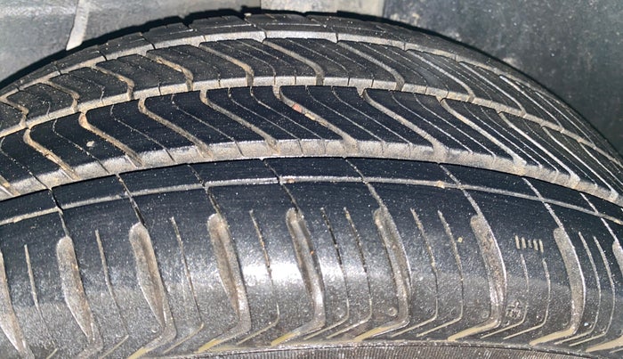 2021 Tata ALTROZ XM PLUS DIESEL, Diesel, Manual, 80,846 km, Left Rear Tyre Tread