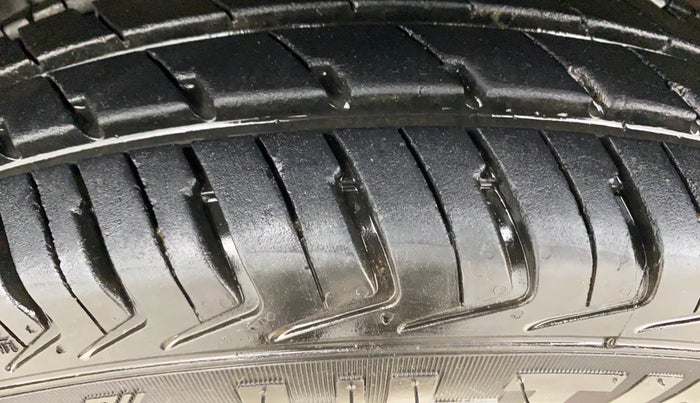 2023 Maruti Alto K10 VXI, Petrol, Manual, 7,391 km, Left Front Tyre Tread