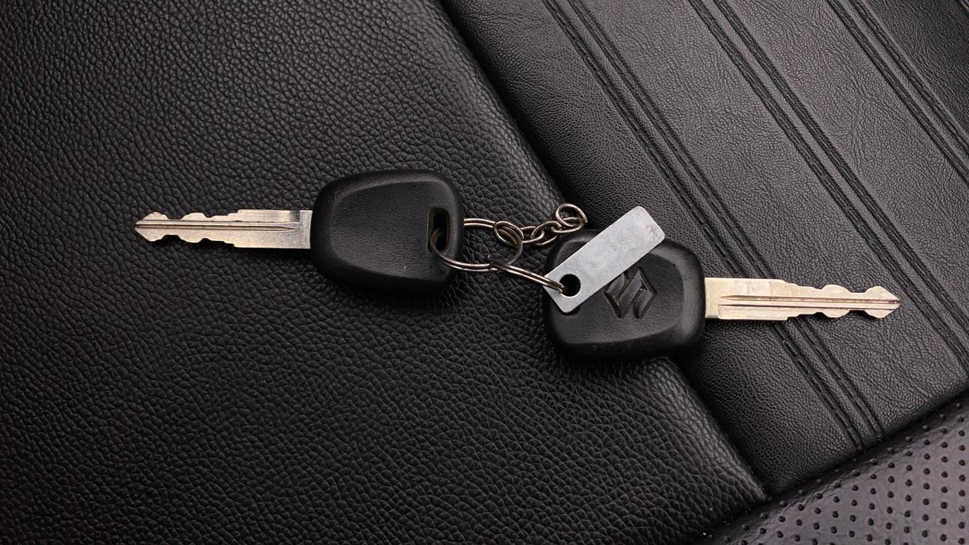2023 Maruti Alto K10 VXI, Petrol, Manual, 7,391 km, Key Close Up