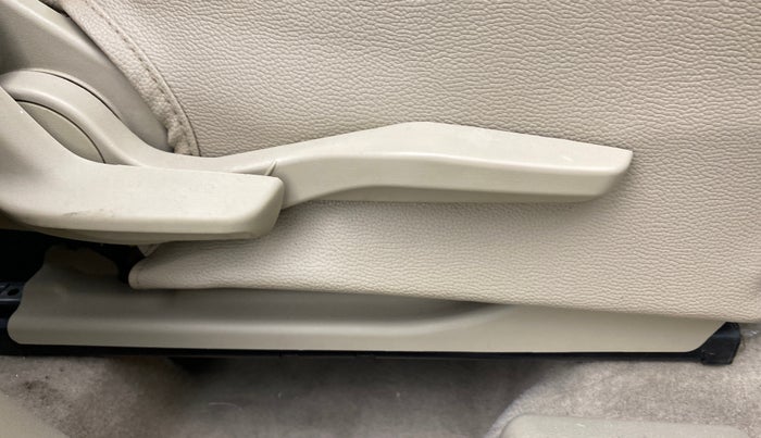 2020 Maruti Dzire ZXI, Petrol, Manual, 41,916 km, Driver Side Adjustment Panel