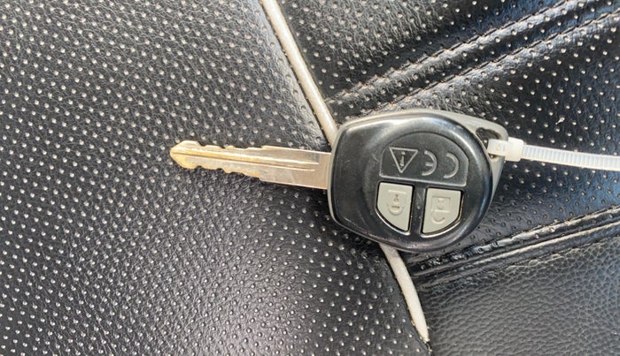 2020 Maruti S PRESSO VXI PLUS AMT, Petrol, Automatic, 60,339 km, Key Close Up