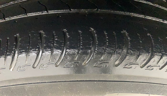 2020 Maruti S PRESSO VXI PLUS AMT, Petrol, Automatic, 60,339 km, Left Rear Tyre Tread