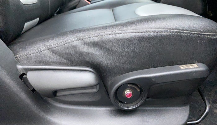 2015 Maruti Swift ZXI D, Petrol, Manual, 18,443 km, Driver Side Adjustment Panel
