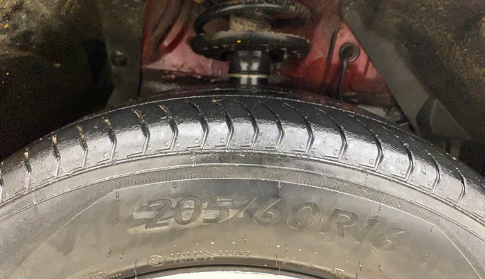 2022 Maruti Vitara Brezza VXI, Petrol, Manual, 67,430 km, Right Front Tyre Tread