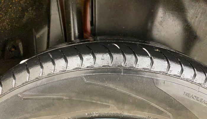 2022 Maruti Vitara Brezza VXI, Petrol, Manual, 67,430 km, Right Rear Tyre Tread