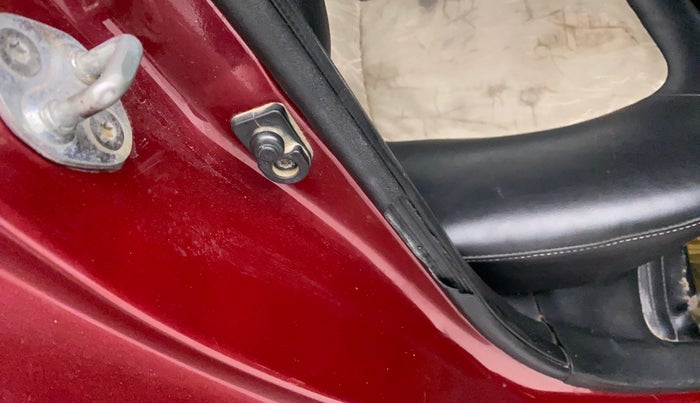 2015 Hyundai Grand i10 MAGNA 1.2 KAPPA VTVT, CNG, Manual, 64,861 km, Right rear door - Beading has minor damage