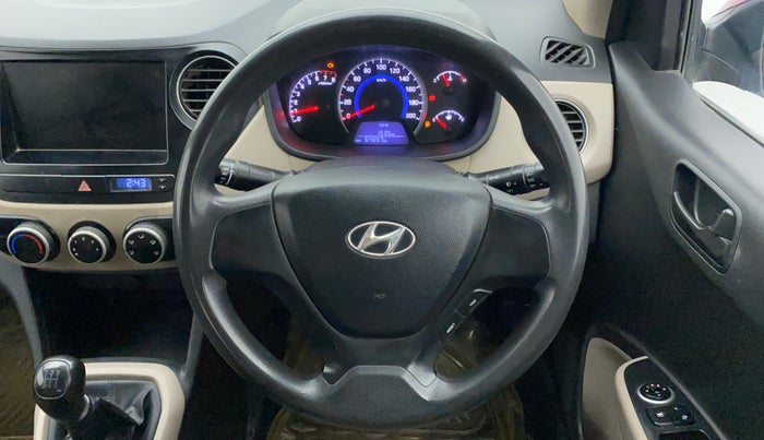 2015 Hyundai Grand i10 MAGNA 1.2 KAPPA VTVT, CNG, Manual, 64,861 km, Steering Wheel Close Up
