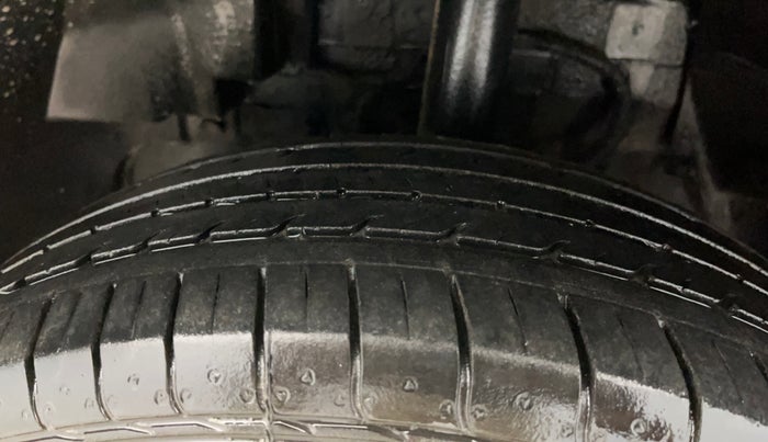 2020 Tata NEXON XE PETROL, Petrol, Manual, 18,527 km, Left Front Tyre Tread