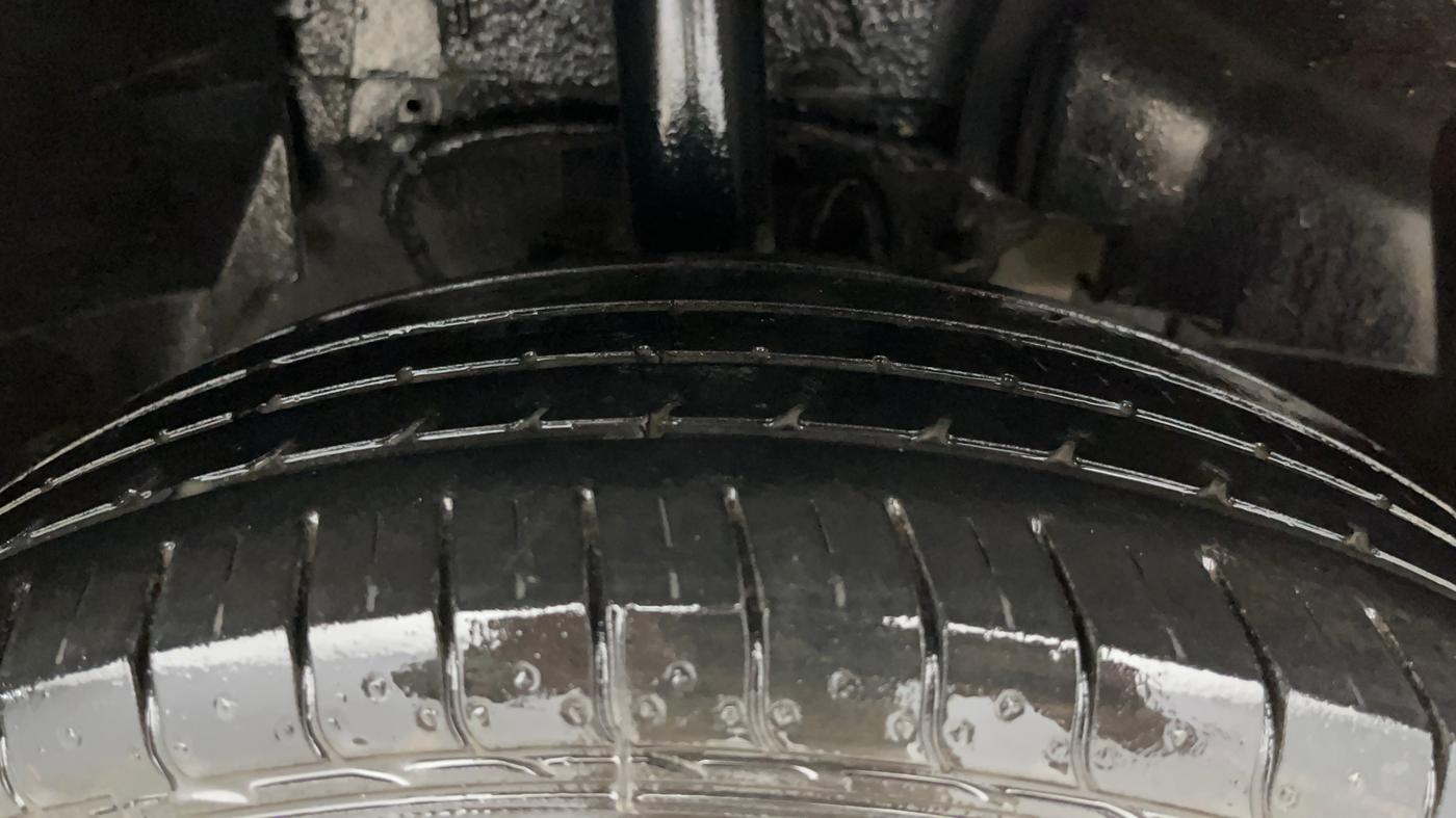 2020 Tata NEXON XE PETROL, Petrol, Manual, 18,536 km, Right Front Tyre Tread