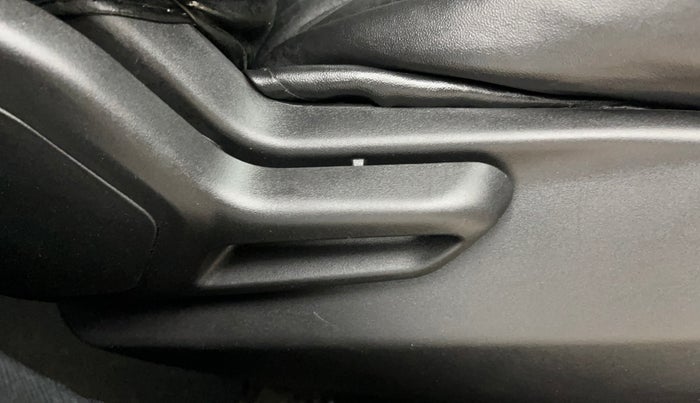 2020 Tata NEXON XE PETROL, Petrol, Manual, 18,527 km, Driver Side Adjustment Panel