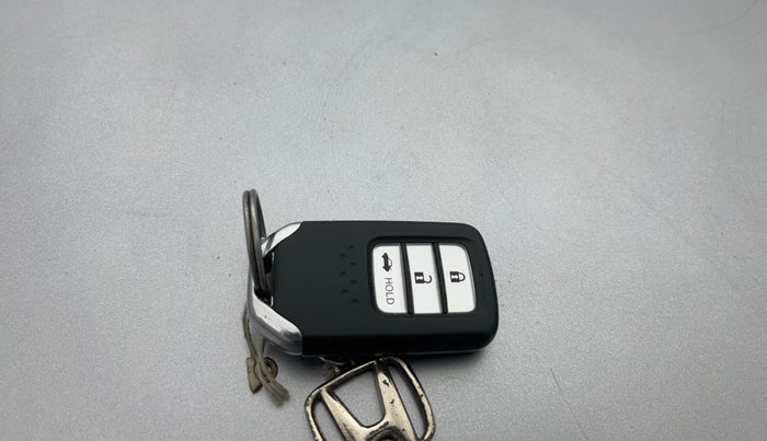 2019 Honda Amaze 1.2L I-VTEC VX, Petrol, Manual, 59,641 km, Key Close Up