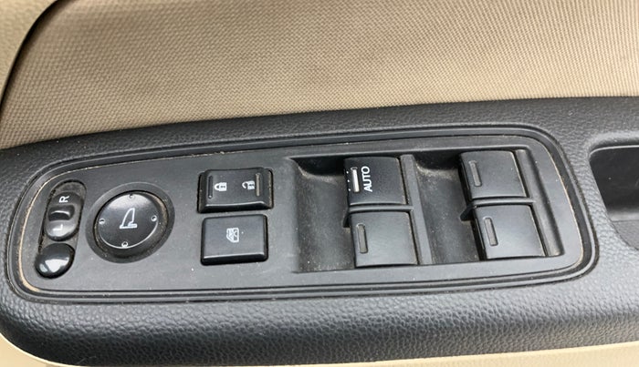 2019 Honda Amaze 1.2L I-VTEC VX, Petrol, Manual, 59,641 km, Driver Side Door Panels Control