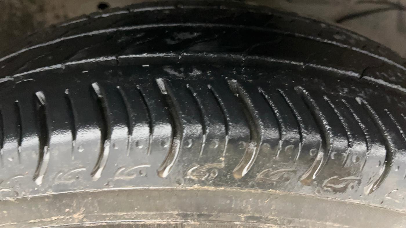 2019 Honda Amaze 1.2L I-VTEC VX, Petrol, Manual, 59,641 km, Right Front Tyre Tread