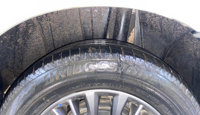 2020 Maruti Ertiga ZXI+ SHVS, Petrol, Manual, 46,413 km, Left Rear Tyre Tread