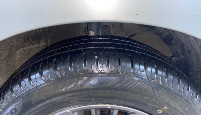 2020 Maruti Ertiga ZXI+ SHVS, Petrol, Manual, 46,413 km, Right Front Tyre Tread