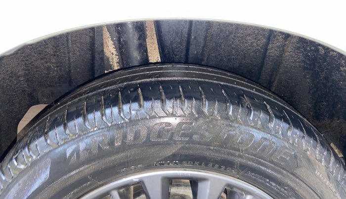 2020 Maruti Ertiga ZXI+ SHVS, Petrol, Manual, 46,413 km, Right Rear Tyre Tread