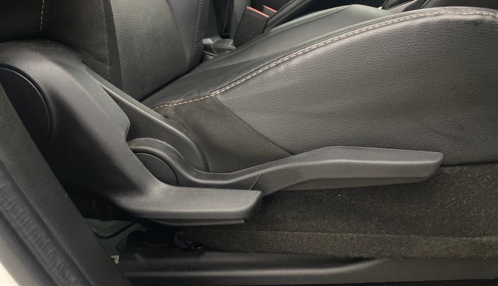 2023 Maruti Grand Vitara ALPHA PLUS HYBRID ECVT, Hybrid, Automatic, 74,240 km, Driver Side Adjustment Panel