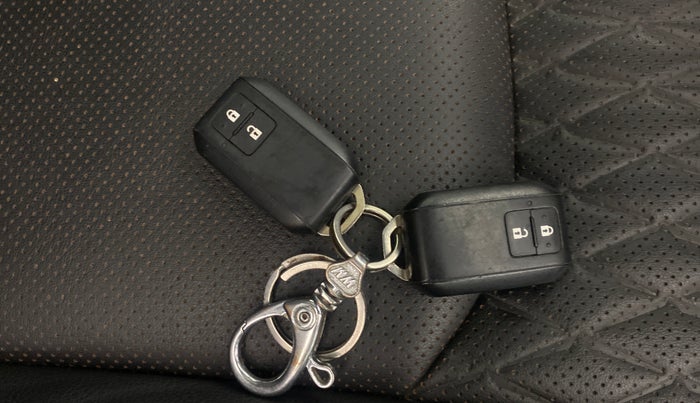 2023 Maruti Grand Vitara ALPHA PLUS HYBRID ECVT, Hybrid, Automatic, 74,240 km, Key Close Up