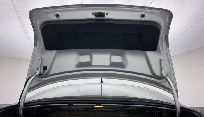 2012 Skoda Rapid AMBITION 1.6 TDI CR MT, Diesel, Manual, 51,118 km, Boot Door Open