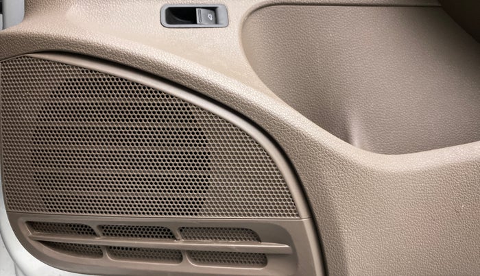 2012 Skoda Rapid AMBITION 1.6 TDI CR MT, Diesel, Manual, 51,118 km, Speaker