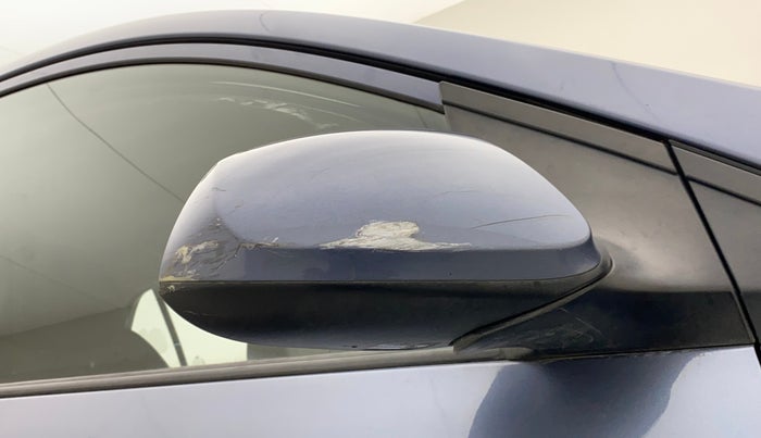 2013 Hyundai Grand i10 MAGNA 1.1 CRDI, Diesel, Manual, 81,852 km, Right rear-view mirror - Cover has minor damage
