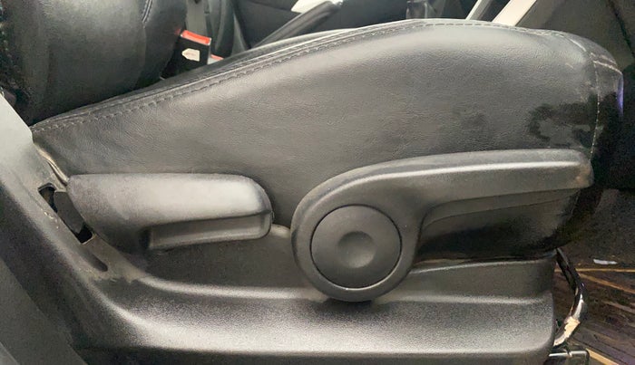 2016 Maruti S Cross ZETA 1.3, Diesel, Manual, 52,789 km, Driver Side Adjustment Panel