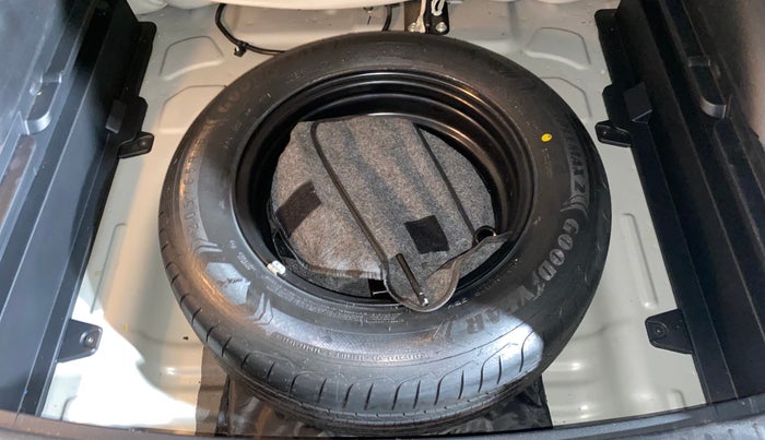 2023 KIA SELTOS HTX PETROL 1.5, Petrol, Manual, 19,512 km, Spare Tyre