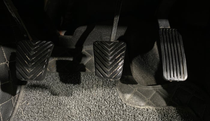 2023 KIA SELTOS HTX PETROL 1.5, Petrol, Manual, 19,512 km, Pedals