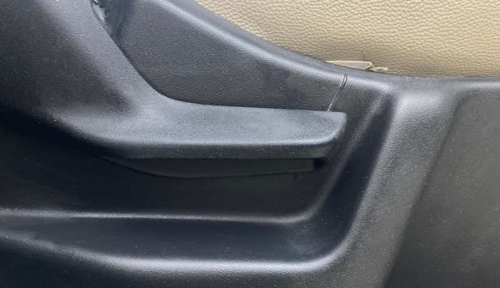 2019 Maruti New Wagon-R VXI 1.2, Petrol, Manual, 46,641 km, Driver Side Adjustment Panel