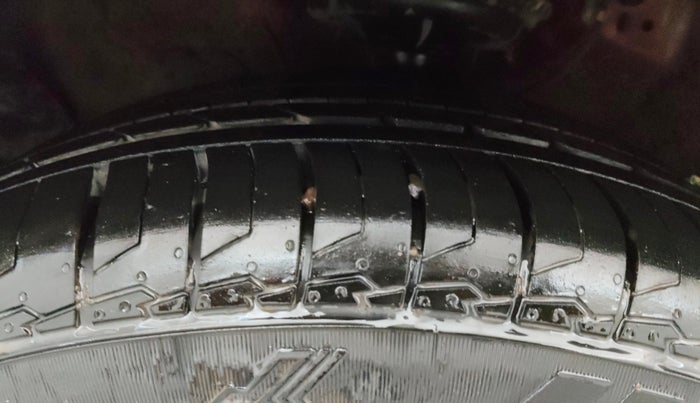 2019 Hyundai Creta SX AT 1.6 PETROL, Petrol, Automatic, 1,00,514 km, Left Front Tyre Tread