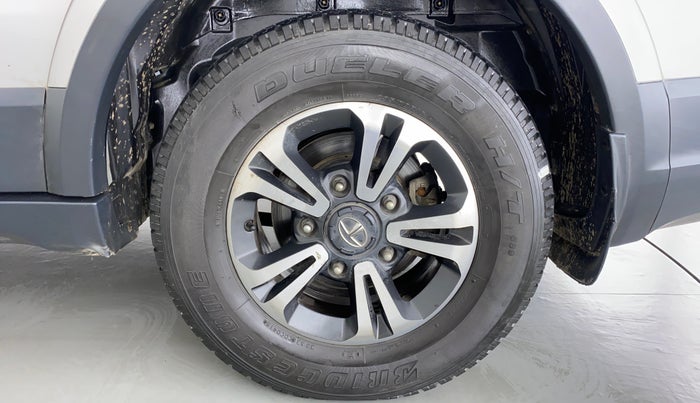 2018 Tata Hexa Varicor 400 XMA, Diesel, Automatic, 68,060 km, Left Rear Wheel