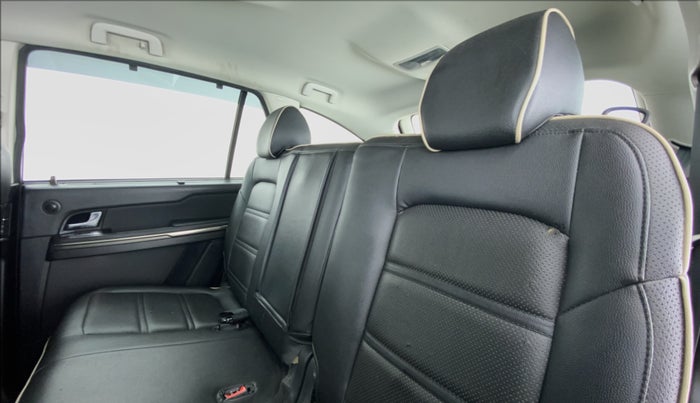 2018 Tata Hexa Varicor 400 XMA, Diesel, Automatic, 68,060 km, Right Side Rear Door Cabin