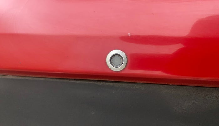 2021 Mahindra XUV300 W6 1.5 DIESEL AMT, Diesel, Automatic, 1,26,069 km, Parking Camera