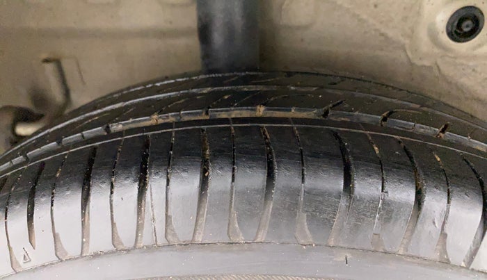 2015 Maruti Celerio VXI, Petrol, Manual, 59,166 km, Right Rear Tyre Tread