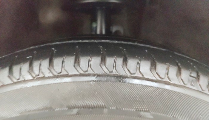 2019 Maruti Dzire VXI, Petrol, Manual, 80,777 km, Right Front Tyre Tread