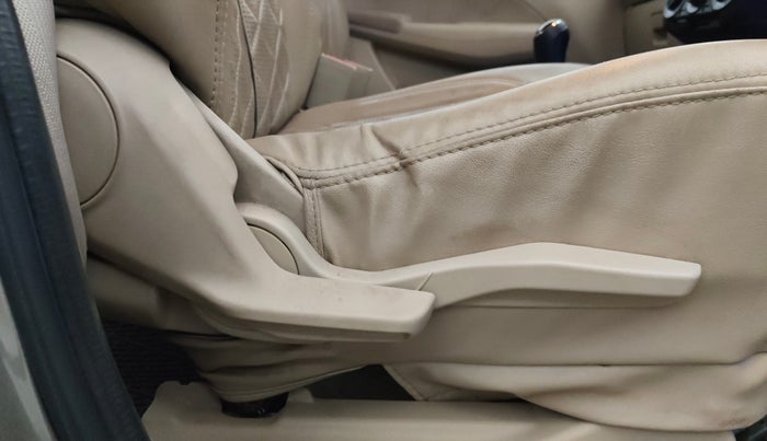 2019 Maruti Dzire VXI, Petrol, Manual, 80,777 km, Driver Side Adjustment Panel