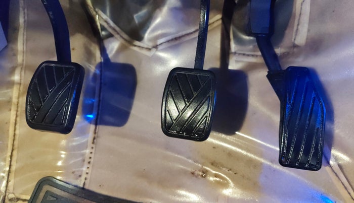 2019 Maruti Dzire VXI, Petrol, Manual, 80,777 km, Pedals