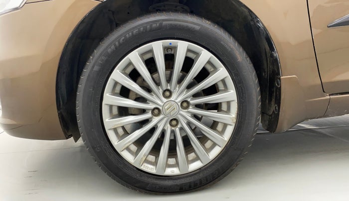 2017 Maruti Ciaz ZXI+, Petrol, Manual, 71,343 km, Left Front Wheel
