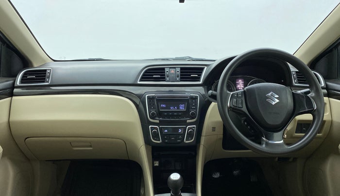 2014 Maruti Ciaz VDI PLUS, Diesel, Manual, 1,35,606 km, Dashboard