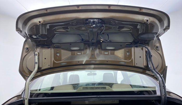 2014 Maruti Ciaz VDI PLUS, Diesel, Manual, 1,35,606 km, Boot Door Open