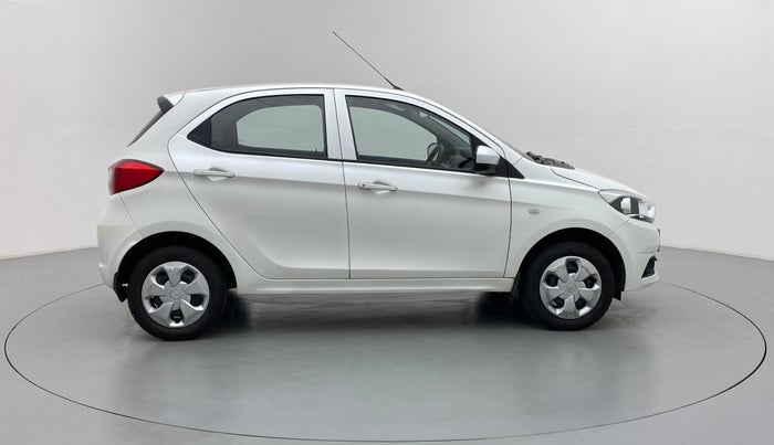2019 Tata Tiago XT 1.2 REVOTRON, Petrol, Manual, 29,831 km, Right Side View