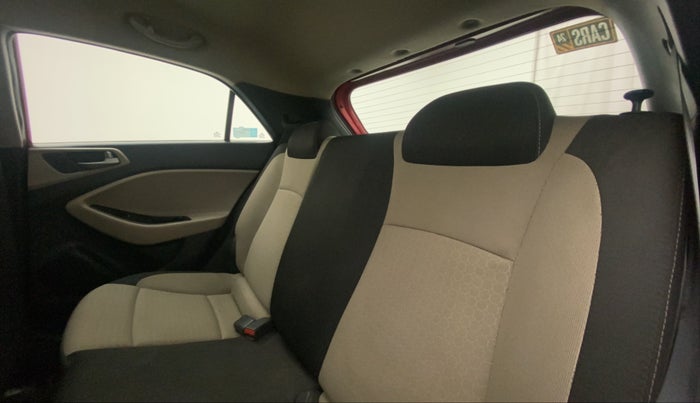 2014 Hyundai Elite i20 SPORTZ 1.2, Petrol, Manual, 55,246 km, Right Side Rear Door Cabin