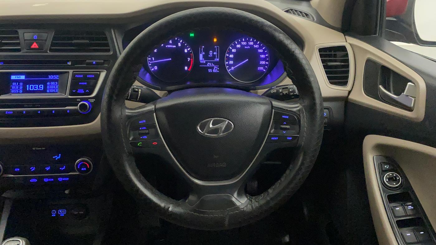 2014 Hyundai Elite i20 SPORTZ 1.2, Petrol, Manual, 55,246 km, Steering Wheel Close Up