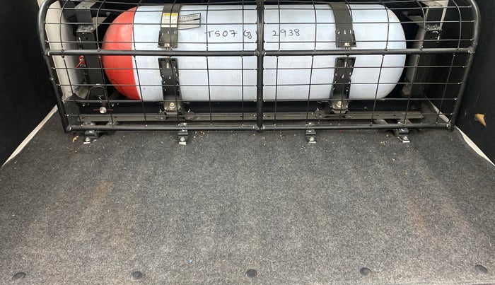2019 Maruti Eeco 5 STR WITH A/C+HTR CNG, CNG, Manual, 51,817 km, Boot Inside