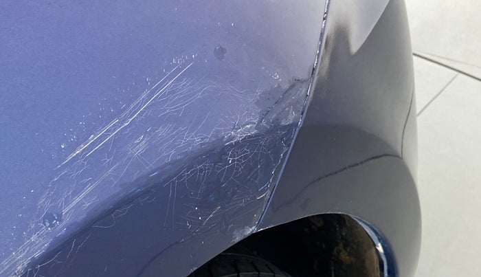 2018 Maruti Swift VXI, Petrol, Manual, 90,371 km, Right fender - Slightly dented