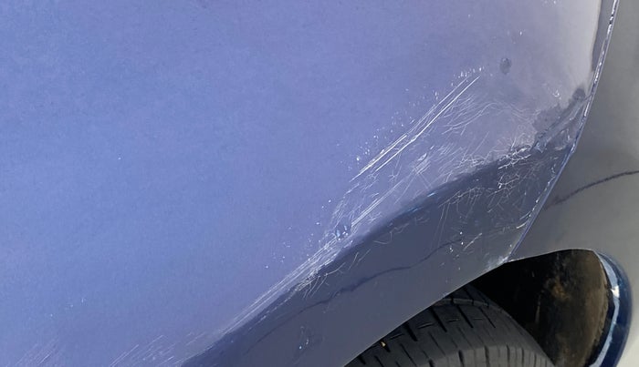 2018 Maruti Swift VXI, Petrol, Manual, 90,371 km, Right fender - Minor scratches