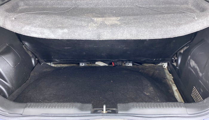 2018 Maruti Swift VXI, Petrol, Manual, 90,371 km, Boot Inside