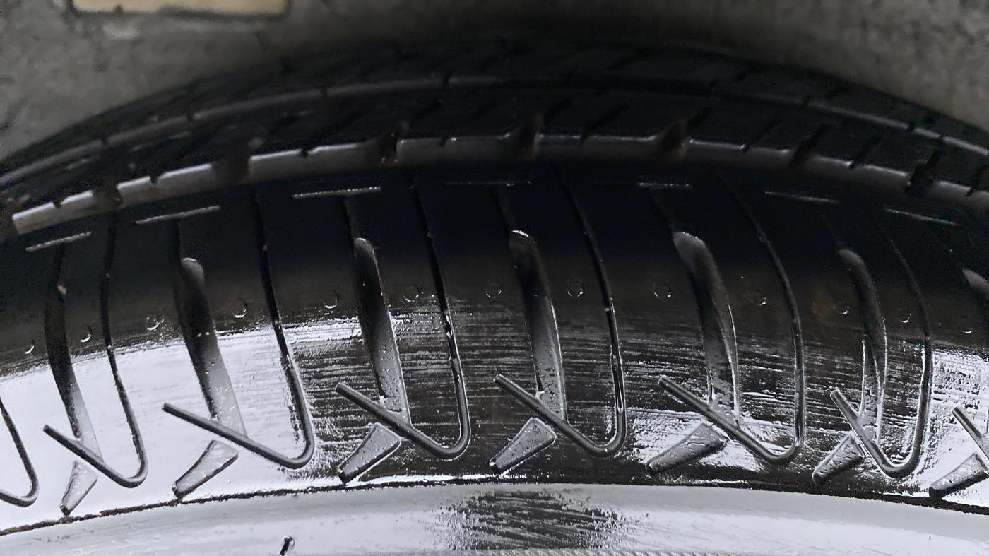 2010 Hyundai i10 ERA 1.1 IRDE, Petrol, Manual, 60,512 km, Right Rear Tyre Tread