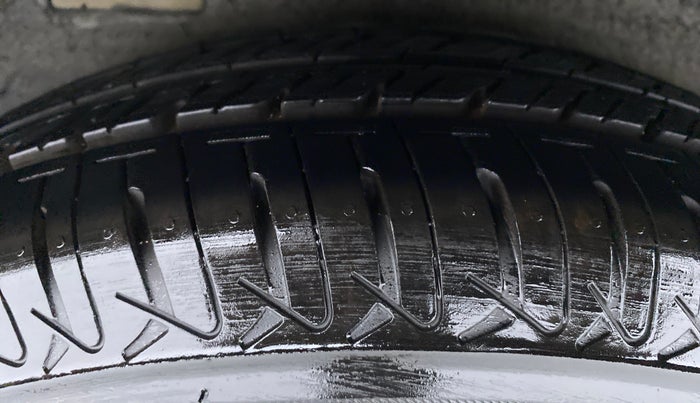 2010 Hyundai i10 ERA 1.1 IRDE, Petrol, Manual, 60,512 km, Right Rear Tyre Tread