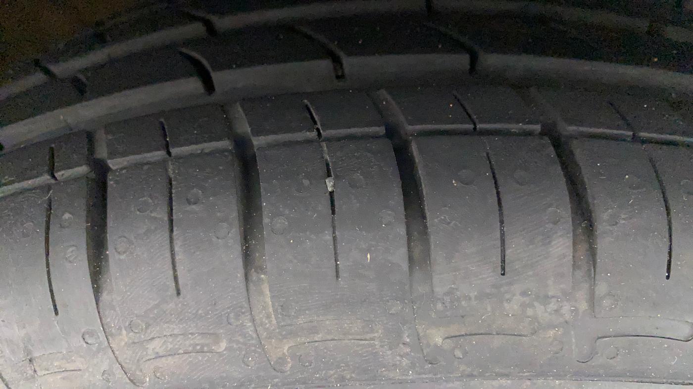 2019 Hyundai NEW SANTRO SPORTZ AMT, Petrol, Automatic, 58,232 km, Right Front Tyre Tread